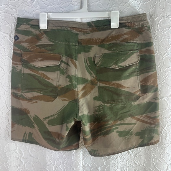 Roark Mens Shorts - Picture 4 of 6